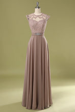 Load image into Gallery viewer, Appliques Beading Dress
